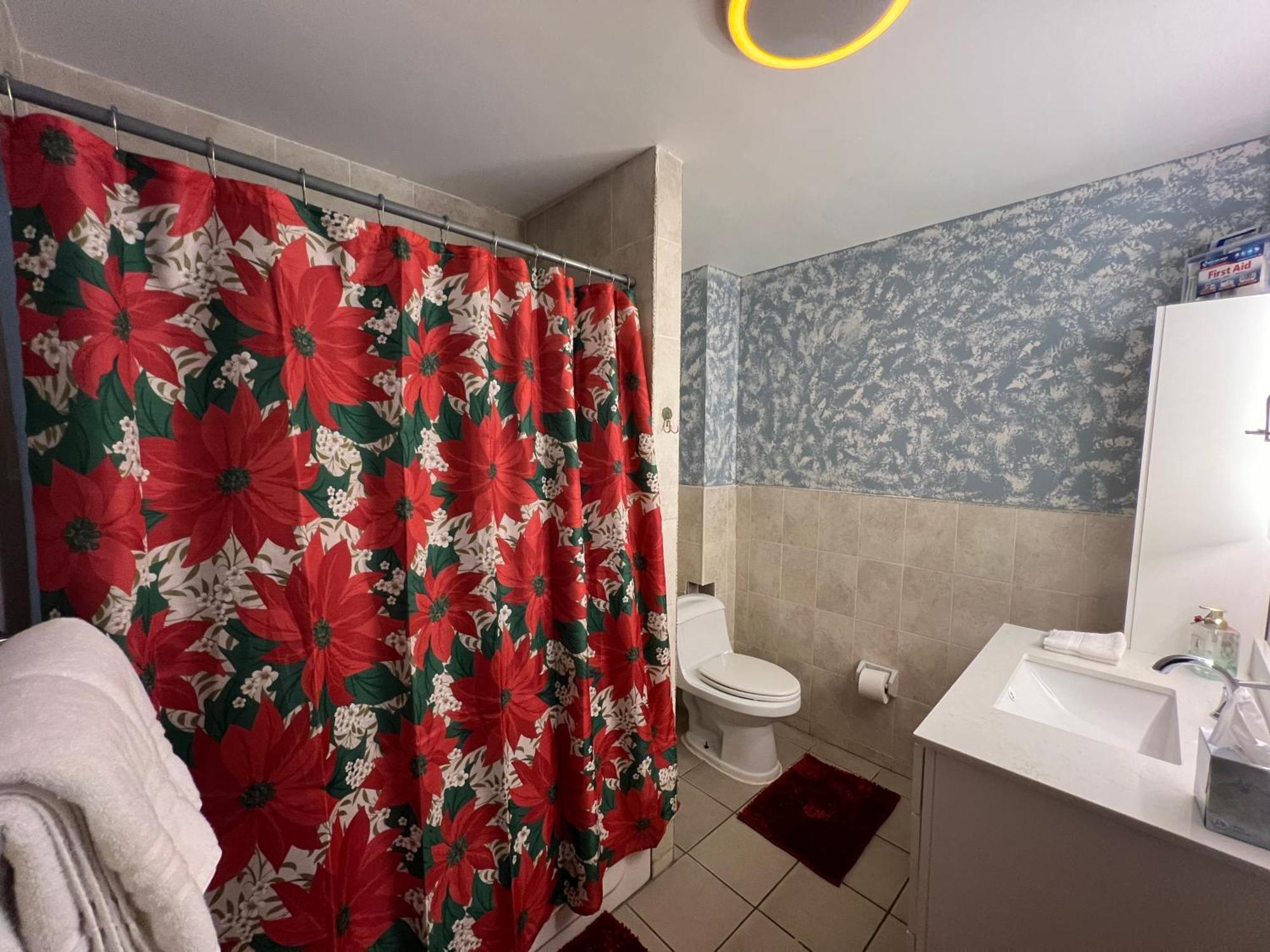 3 Bedrooms In 2Nd Floor Modern Brooklyn Home, Close To J Train New York Exterior photo